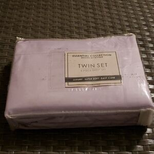 Essential Collection Twin set